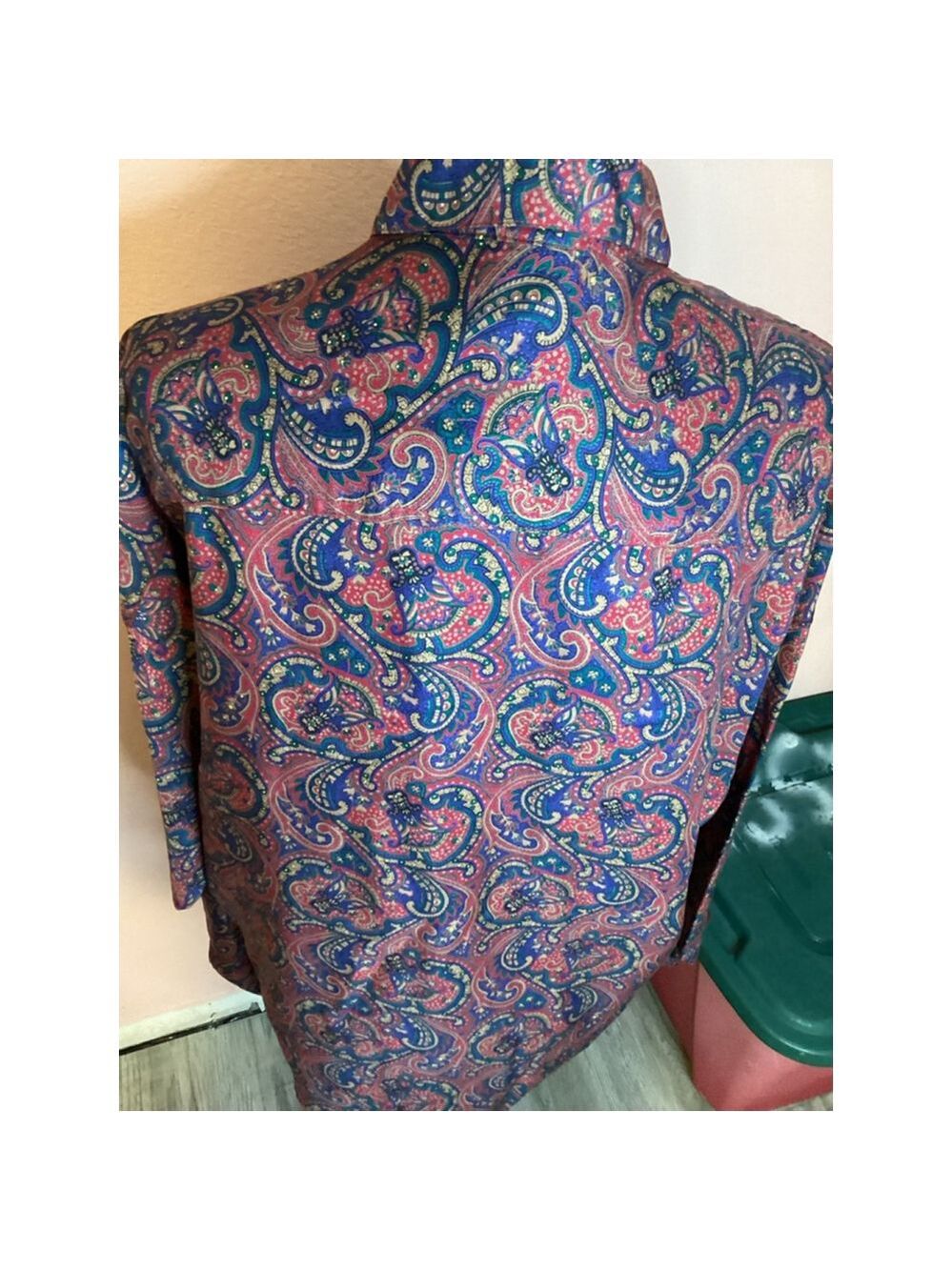 Vintage Izod paisley shirt size medium quality stitching 100% RayonHong Kong - Picture 10 of 15